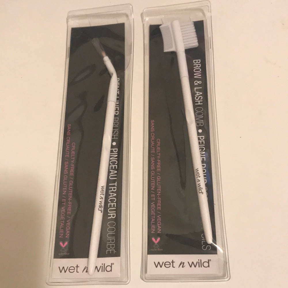 ⭐️ Wet n Wild White Brow & Lash Comb and Angled Brush Duo
